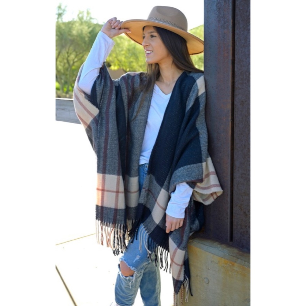 SOLD OUT Navy Plaid Knit Tassel Trim Fall Winter Women's One Size Kimono Wrap - Picture 4 of 6
